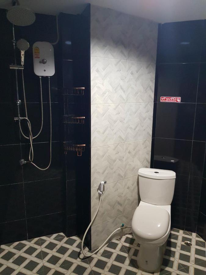 Gw Guesthouse Pattaya Exterior photo